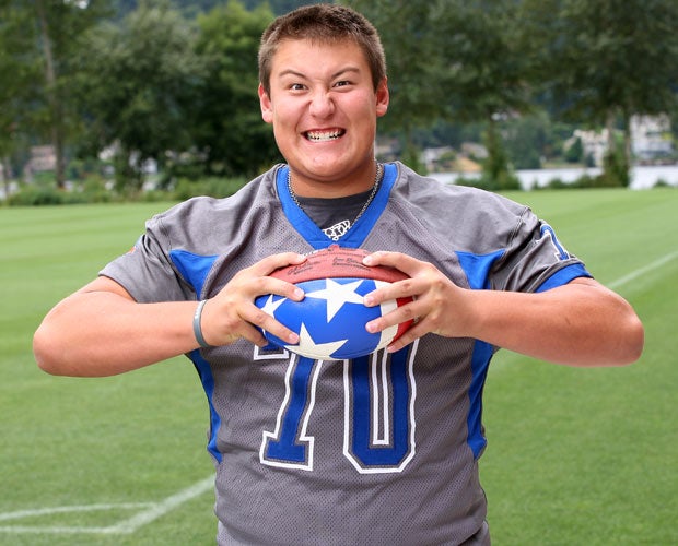 Offensive/defensive lineman Foster Sarell, Graham Kapowsin HS