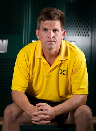 Head coach Andy Schulten