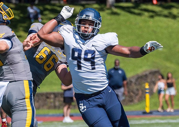 Texas commitment Richard Wesley is regarded as one of the top 50 senior prospects in the country according to 247Sports. (PHOTO: Brian Bautista)