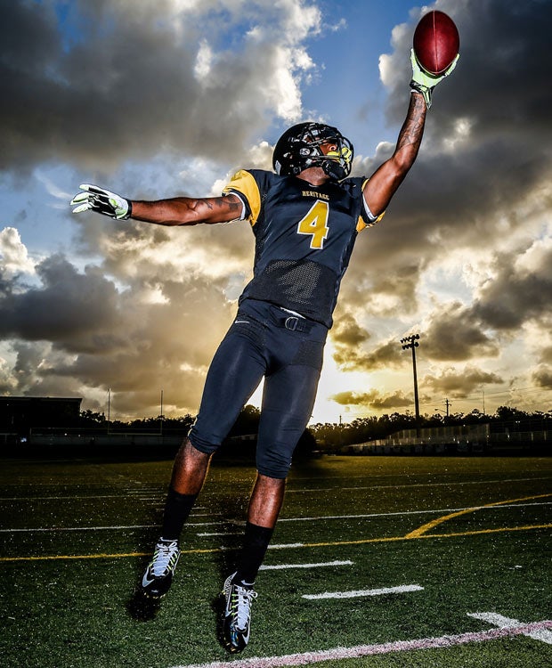 Receiver Dredrick Snelson