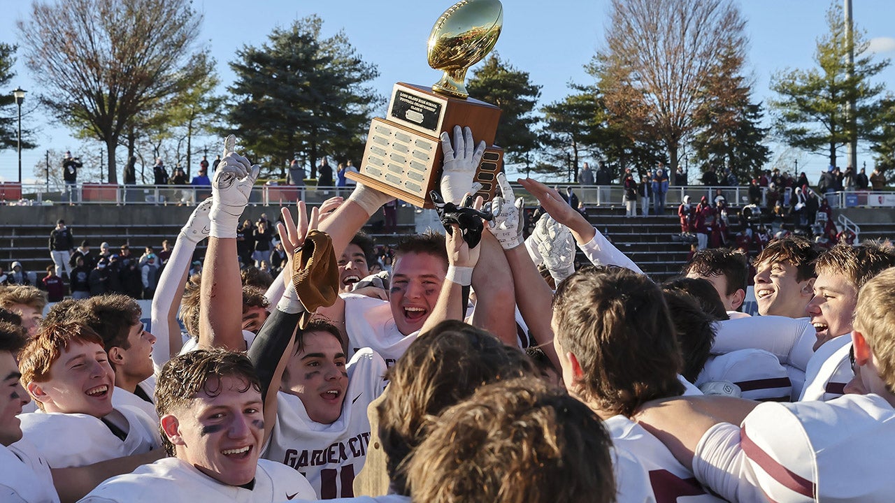 FOOTBALL: Every state's longest win streak