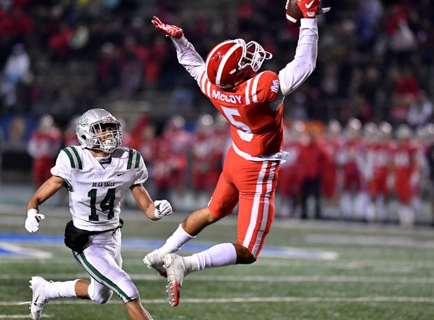 Bru McCoy with a one-hand catch down the stretch to help Mater Dei clinch the victory. 