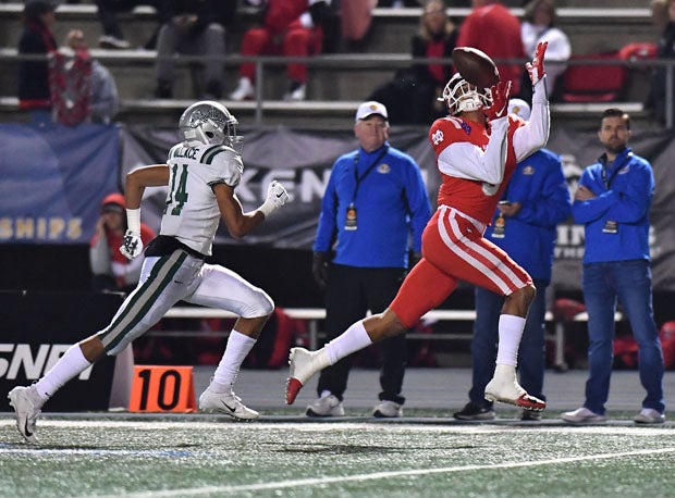 Bru McCoy hauls in 37-yard touchdown pass from Bryce Young. 
