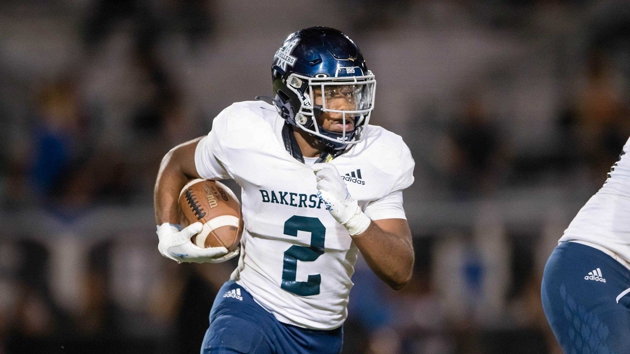 California high school football: Hunter Babb of Caruthers tops state rushing yardage leaderboard