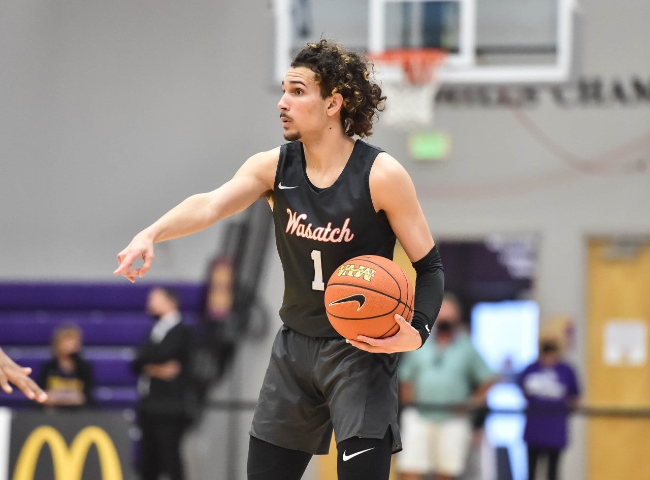 High school basketball: Omaha Biliew, Skyy Clark headline early look at top transfers