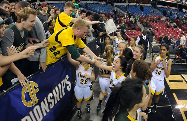 Pinewood players enjoy its sixth state championship with its student body after 60-42 win over La Jolla County Day.
