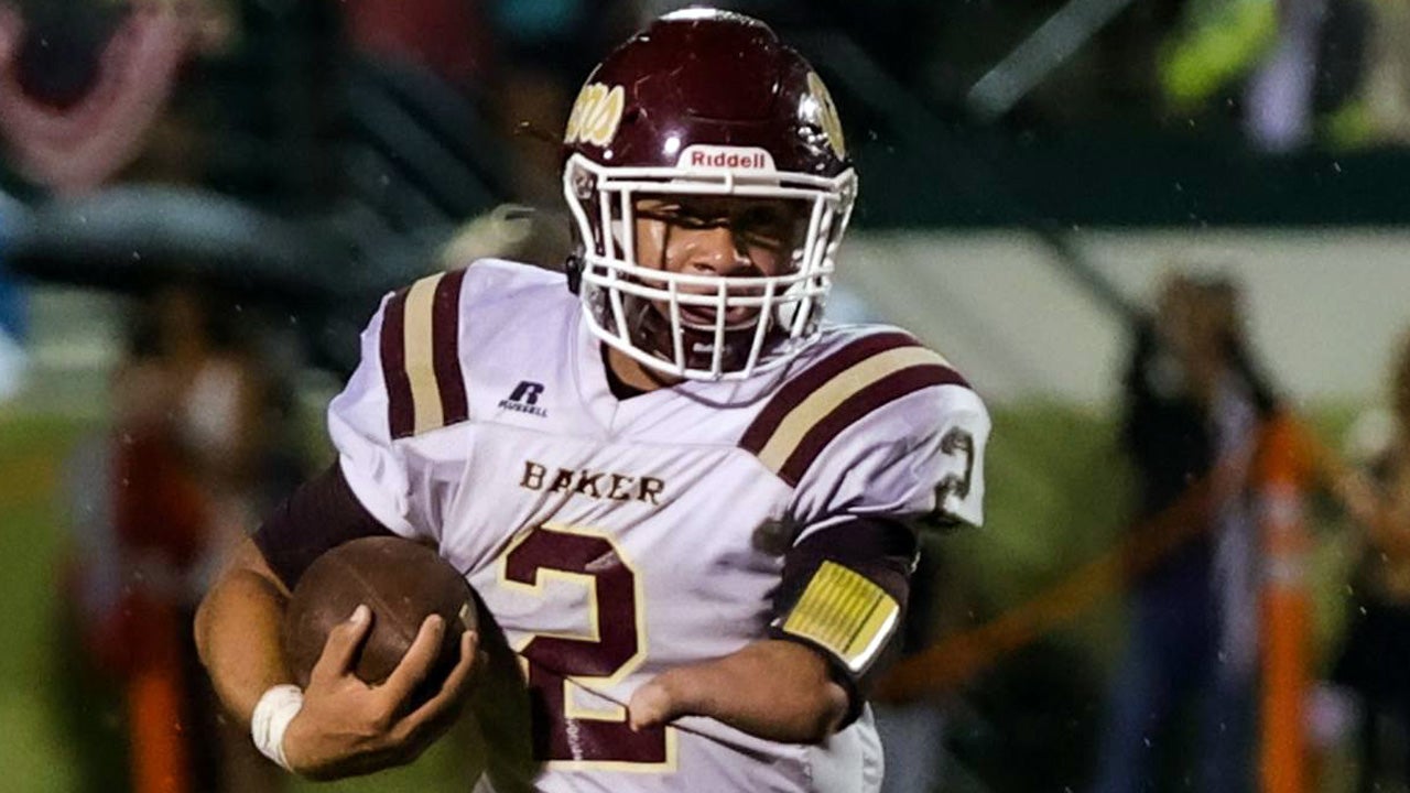 High school football: Watch Kayleb Wagner break Derrick Henry's Florida single-game rushing record with 535 yards, six touchdowns
