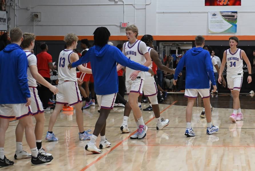 Wisconsin Lutheran will look to capture its third consecutive state championship. (PHOTO: Mandy McGlothlin)