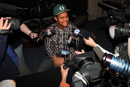 Arik Armstead's college decision drew a lot of media attention - even on Sunday.