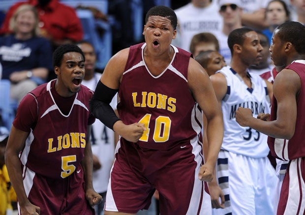 Kennedy Meeks and No. 18 West Charlotte play in the Junior Orange Bowl Classic in Miami after Christmas.
