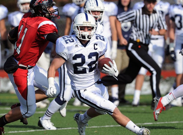 Joey Zelkowitz and Staples will fight Greenwich for the Fairfield County Interscholastic Athletic Conference title.