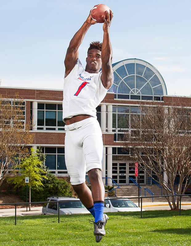 Receiver/defensive back Tino Ellis 