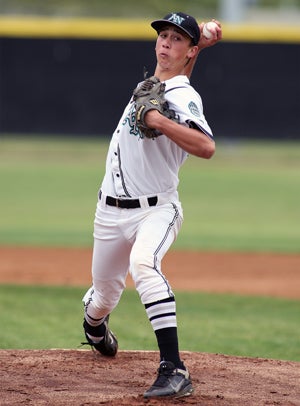 Kyle Molnar, Aliso Niguel