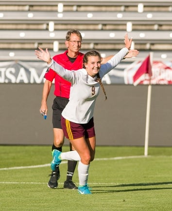 Windsor's Chaynee Kinsgbury scored three goals in the
Class 4A state championship game, to finish with 35 on
the season and cap a great school year for the Wizards.