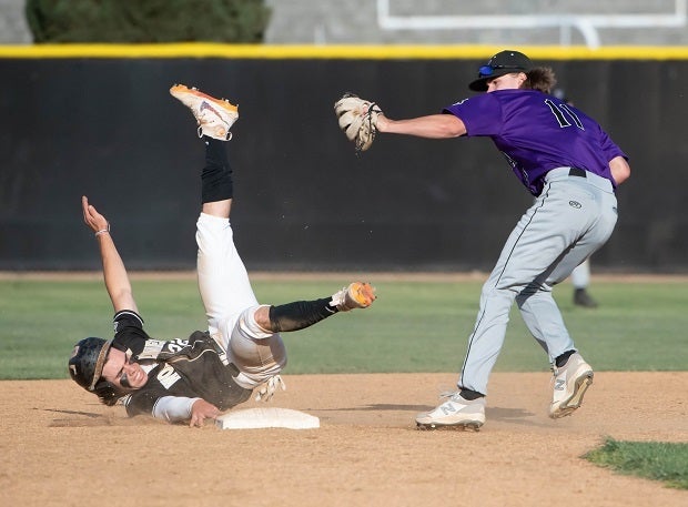Santana's Caden Corderman tags out Westview's Dawson Faye trying to sqipe second base. (Photo: Rudy Schmoke)