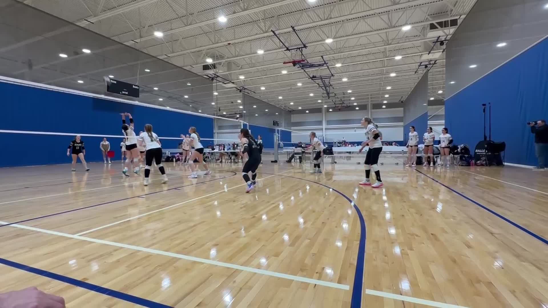 Volleyball Recap: Jordyn Ramirez Leads a Balanced Effort to Beat