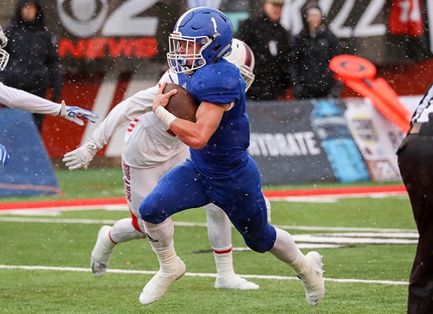 Bingham running back Braedon Wissler breaks into the open.