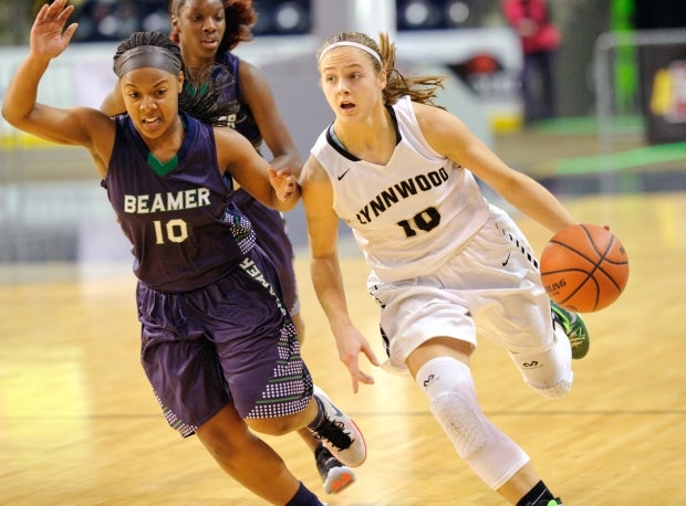 Pivec turns the corner in a January win over Todd Beamer High School.