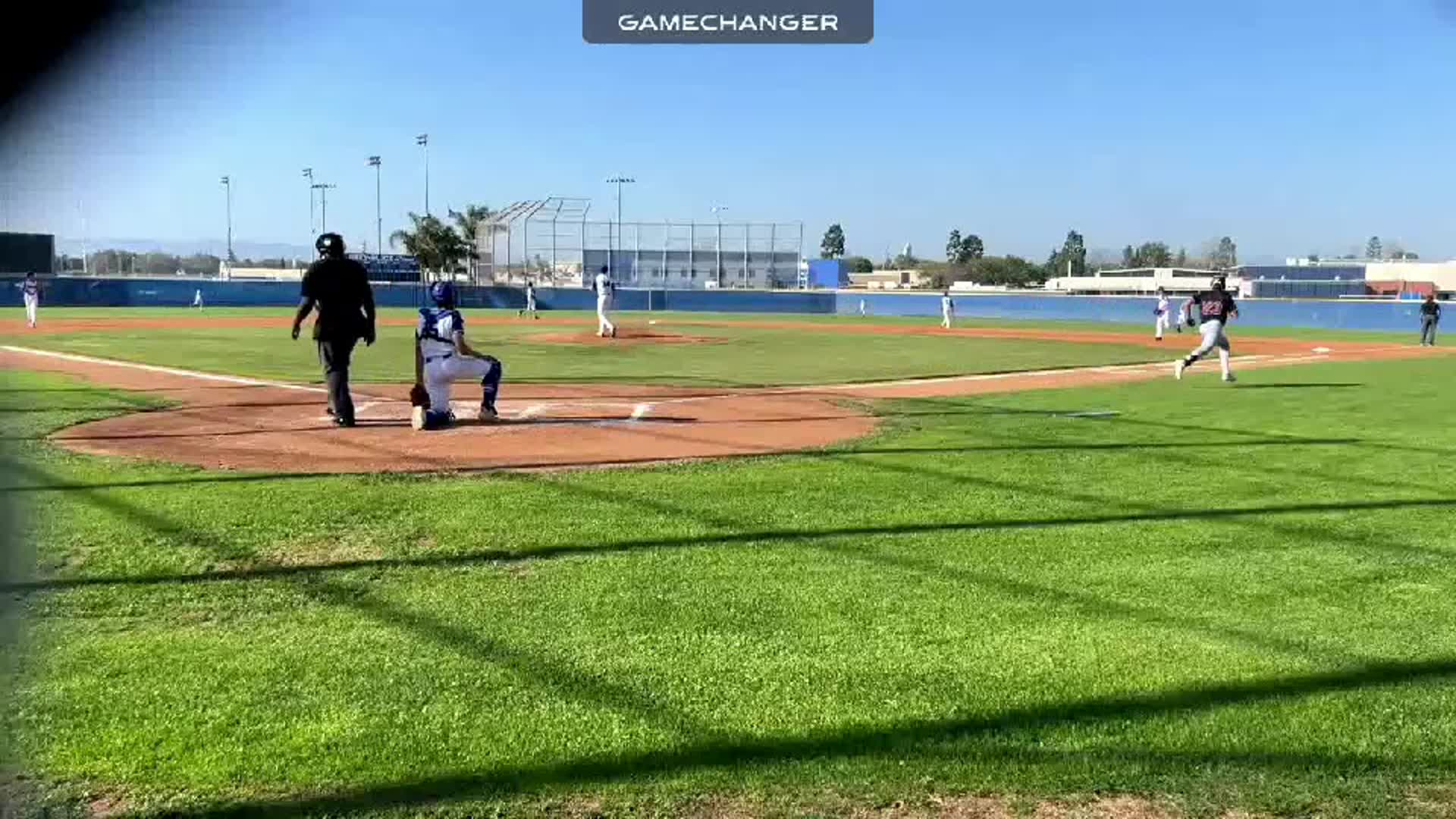 Baseball Recap: Valencia Snaps Four-Game Streak of Wins at Home