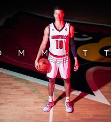 Top 50 forward Samuell Williamson commits to Louisville