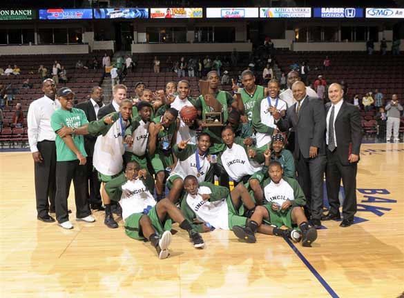 Lincoln finished the 2009-10 season on a 24-game winning streak, including a 15-point win over Mountain View St. Francis in the Division II state championship game.