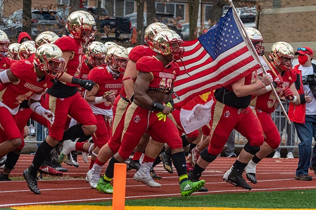 High school football rankings: Bergen Catholic tops New Jersey Preseason  MaxPreps Top 25 - MaxPreps