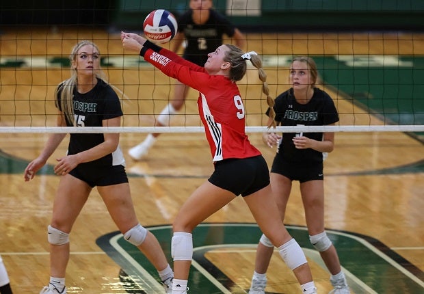 Averi Carlson leads Lovejoy (Texas) into the 2021 season as the No. 2 team in the MaxPreps Top 25 Volleyball Rankings.