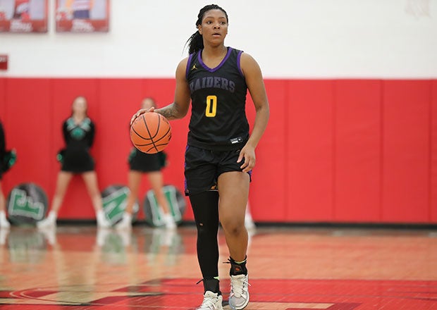 Ohio MaxPreps Player of the Year Imarianah Russell piled up over 2,000 points during her career at Reynoldsburg.