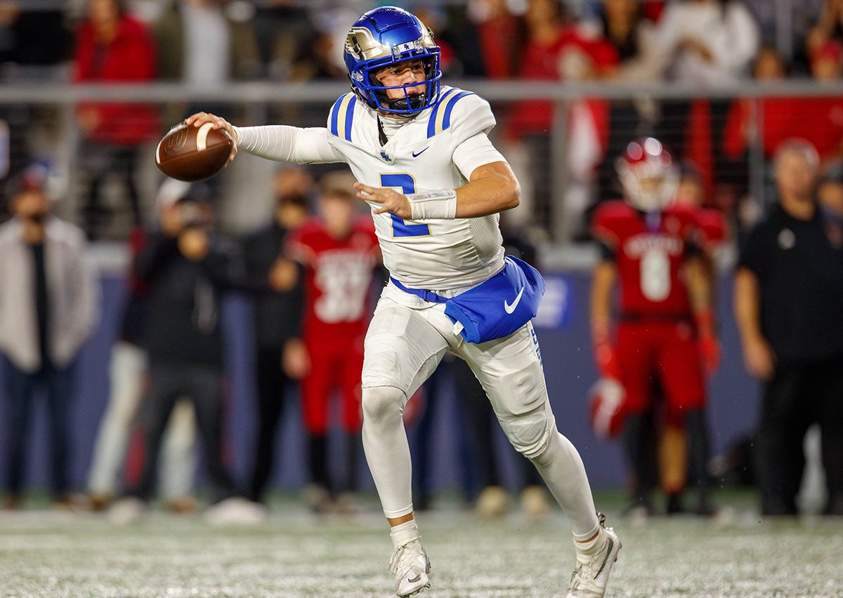 Santa Margarita senior quarterback Trace Johnson threw two touchdowns in a 33-27 overtime win over Centennial back in August. Now the Eagles and Huskies meet again in the California Southern Section Division 1 final. (PHOTO: Kevin Ballton)