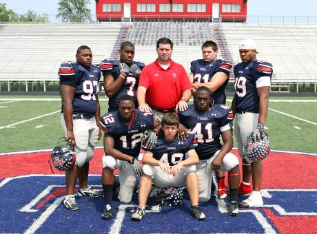 South Panola looks like it's back to national prominence, and will host one of neighboring Alabama's best. Last year's team (pictured) was ranked in the preseason.