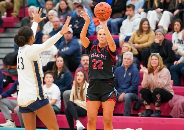 Arrowhead senior Natalie Kussow, a University of Minnesota recruit, is averaging 27.5 points per game for the 13-0 Warhawks. (Photo: David Feyen)