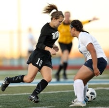 Green Mountain's Karlea Fehr (10)
scored three goals in the quarterfinals.