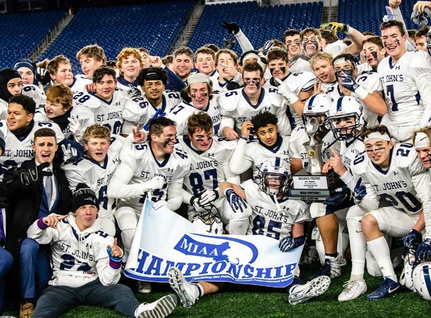 St. John's celebrates its 2019 state Division 1 title.