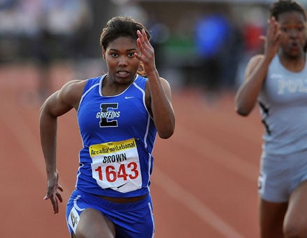 Lincoln Way East (Ill.) sophomore Aailyah Brown sophomore ranks fourth among nation's top sprinters.