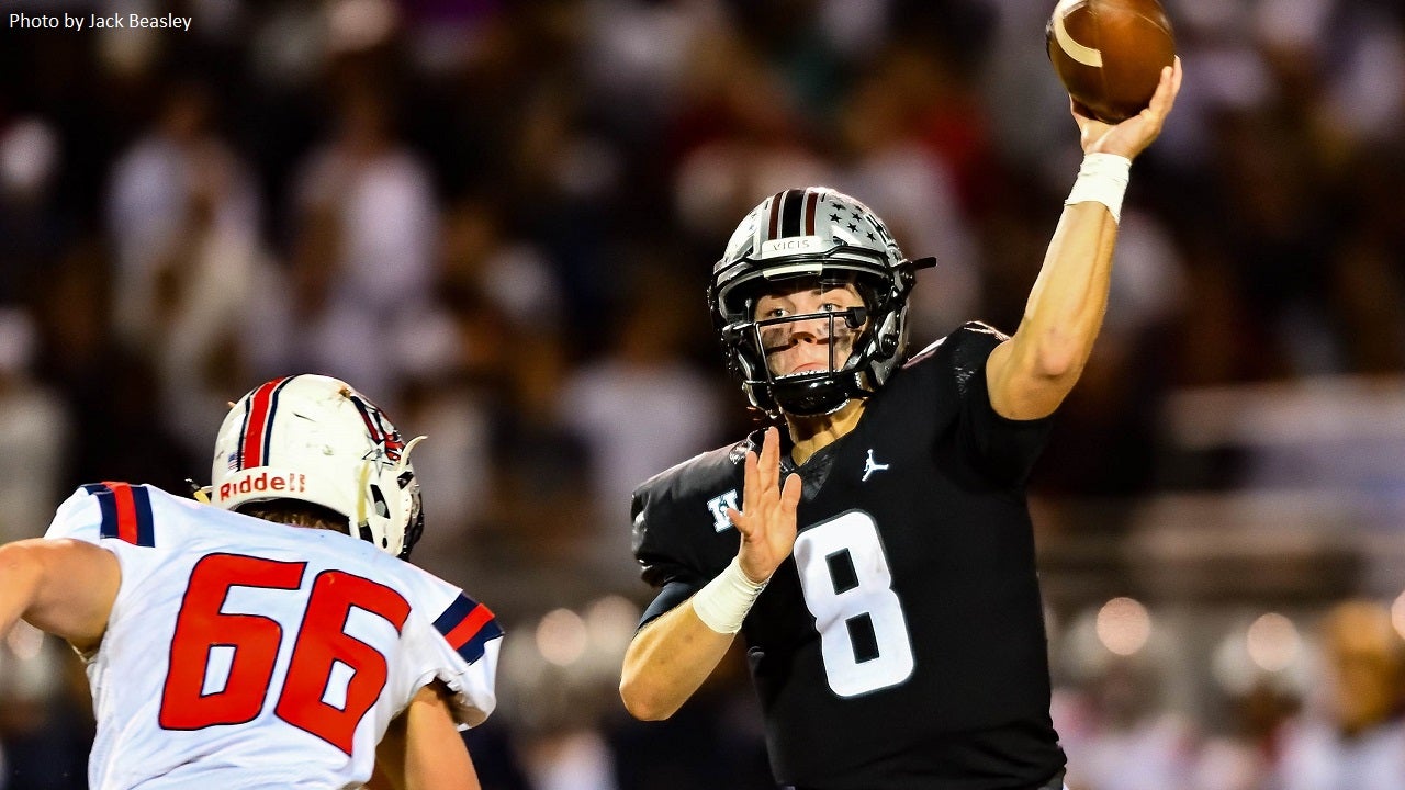 Nicco Marchiol named 2021 MaxPreps Arizona High School Football Player of the Year