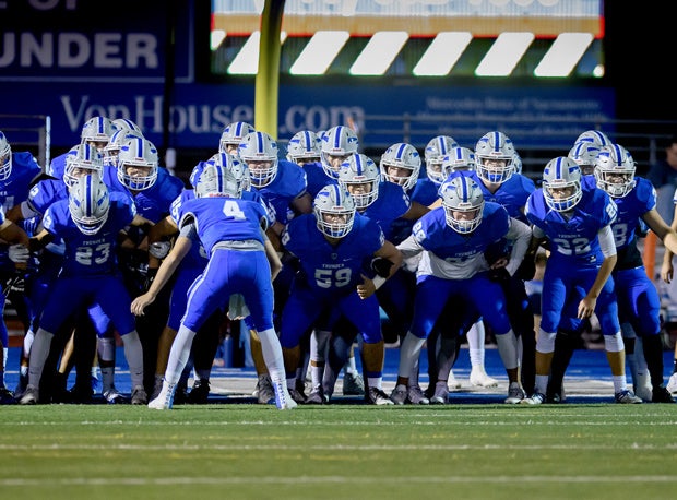 Your halftime speech can get a trailing team fired up if you emphasize future change instead of lamenting the first half.