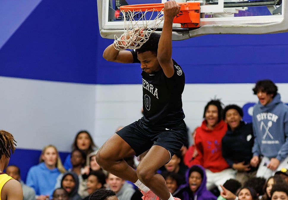 Bronny James and No. 20 Sierra Canyon will take on Cameron Boozer and No. 10 Columbus Monday at the 2023 Spalding Hoophall Classic. (Photo: Michael Coons)