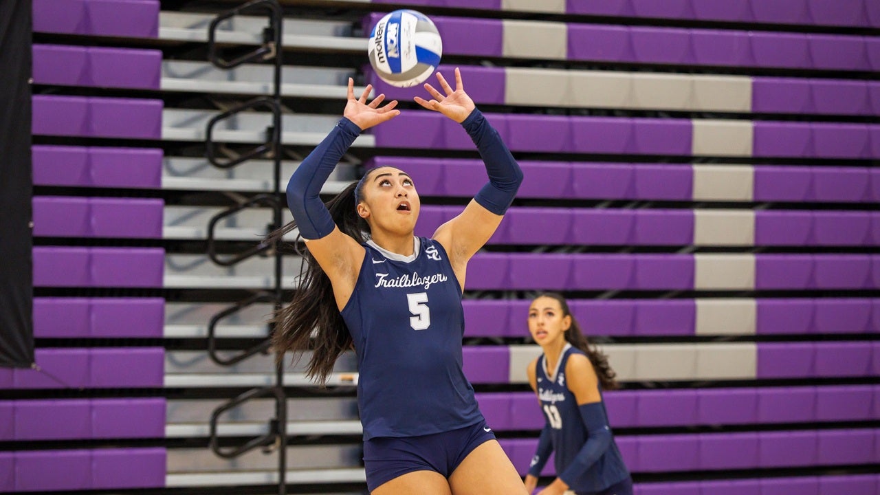 VOLLEYBALL: Durango Fall Classic notebook