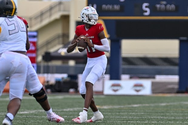 Chaminade-Madonna quarterback Cedrick Bailey completed 22-of-32 passes for 266 yards and four touchdowns in the first half of the Lions' 31-28 win over Miami Central on Friday. (Photo: Patrick Tewey)