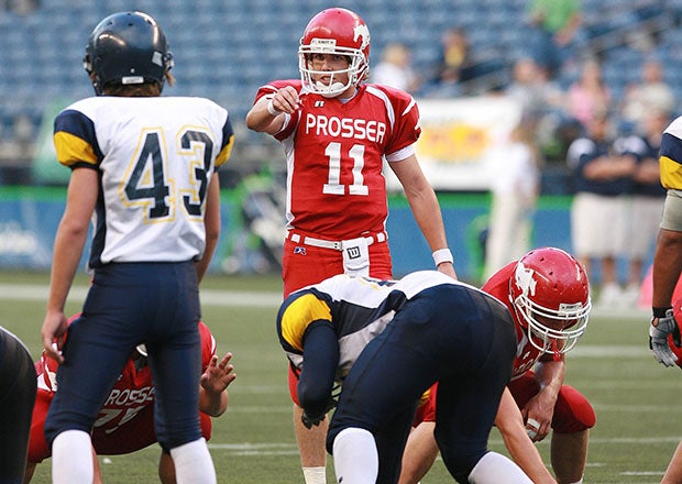 Kellen Moore began his senior season at Prosser by throwing for 407 yards and seven touchdowns in a 69-7 win over Class 3A preseason No. 1 Southridge. (PHOTO: Richard Rector)