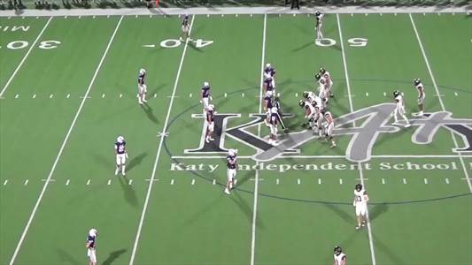 Football Recap: Rouse Starts Season with  Win Against Pflugervil