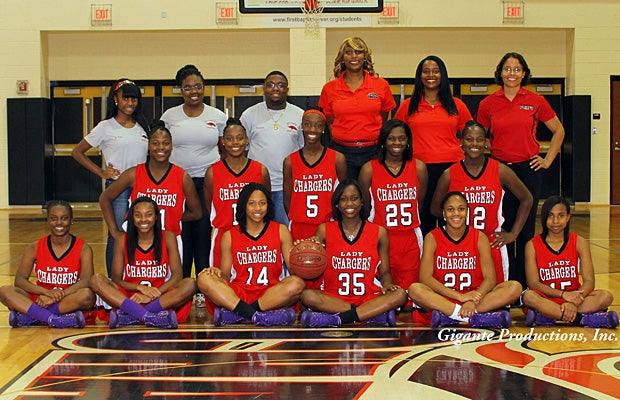 Strawberry Crest girls basketball is this week's winner of the Florida Team of the Week, presented by the Florida National Guard.
