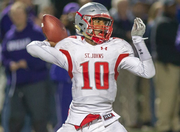 Maurice Bellan lets loose with a pass.