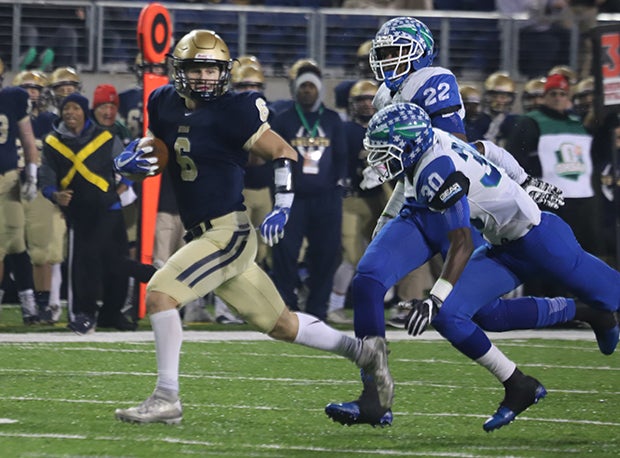 Hoban receiver and Navy recruit Garrett Houser had four receptions for 141 yards and two touchdowns in the D-II final.