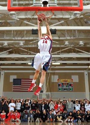 Ryan Lough, of King, is back to defend his
slam dunk contest. 