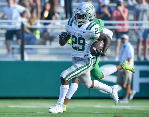 Charles Greer en route to one of his two touchdowns, a 33-yard run, in No. 1 De La Salle's 52-16 win over then No. 7 St. Mary's.