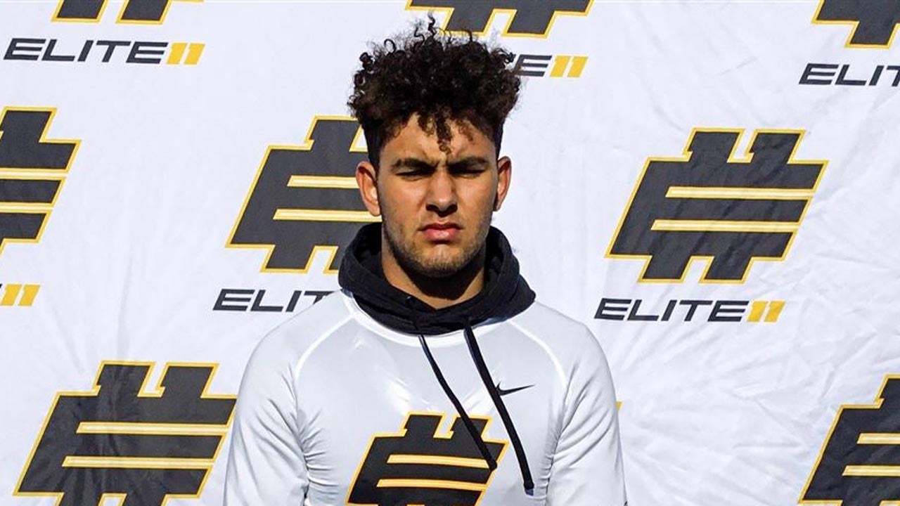 Dom Montiel named 2021 MaxPreps Oregon High School Football Player of the Year