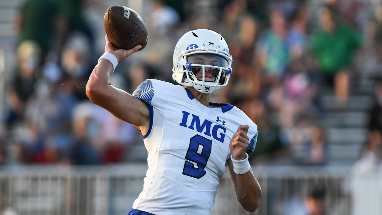 High school football: J.J. McCarthy throws five touchdowns in debut for No. 1 IMG Academy, Ascenders roll past Venice 49-13