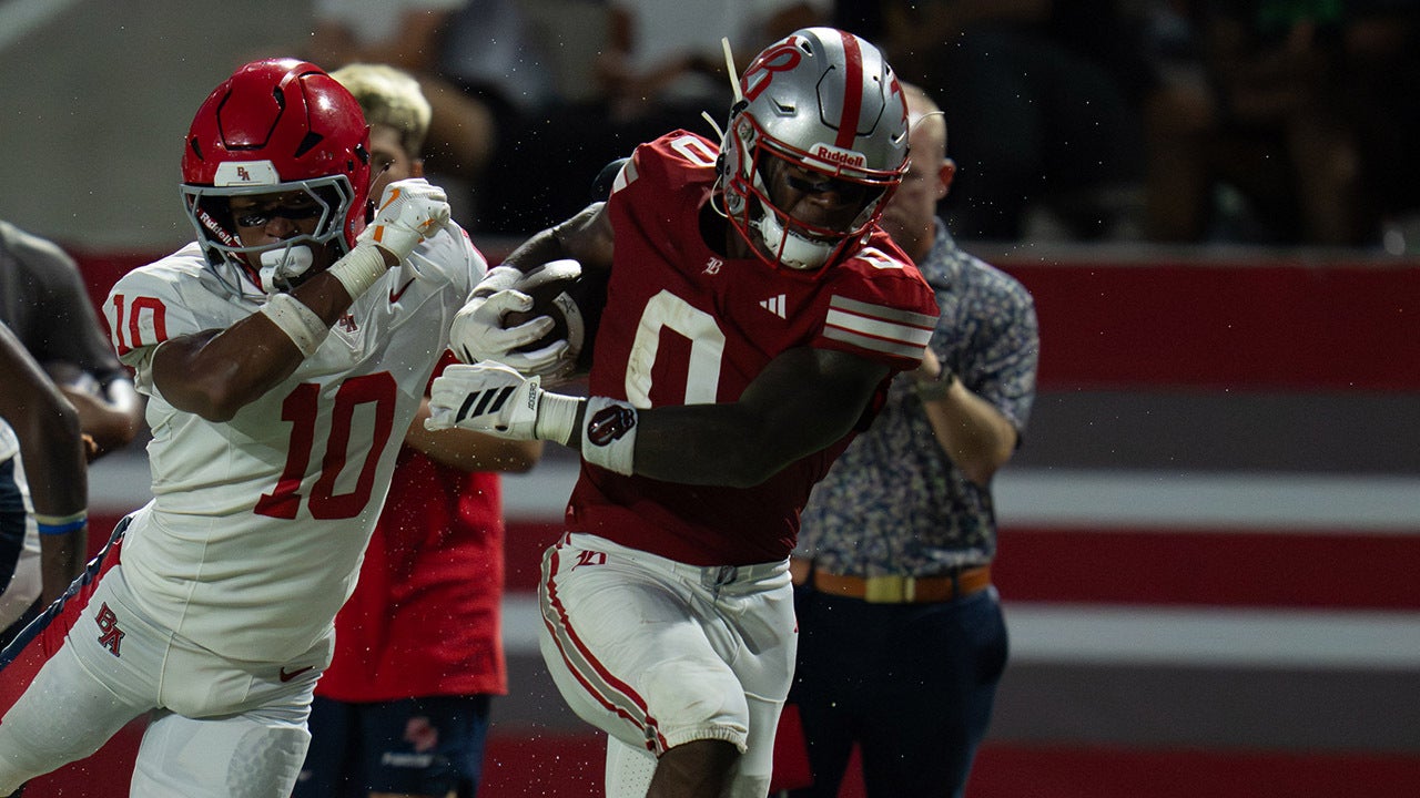 FOOTBALL: DGG powers No. 12 Baylor to win