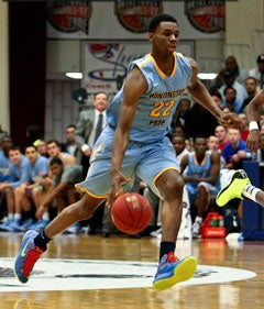 Andrew Wiggins tallied 19 points and 10 rebounds Sunday at the Spalding Hoophall Classic to propel Huntington Prep past New Hampton.